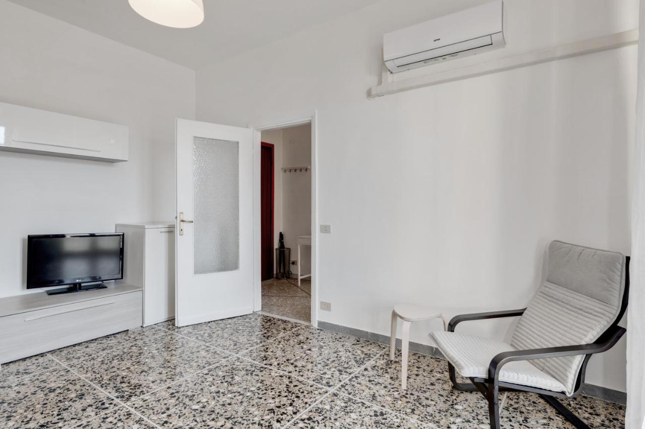 Lulli Cozy Apartment With Balcony Florence Exterior photo